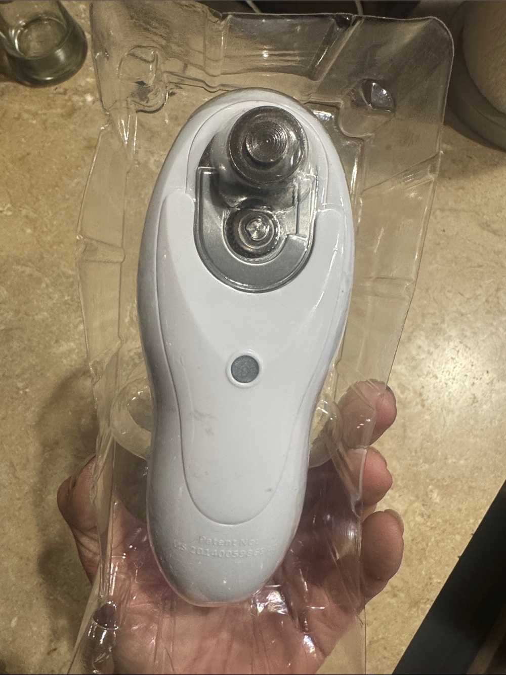 Kitchen HQ Automatic Smooth Edge Can Opener White - Picture 2 of 2